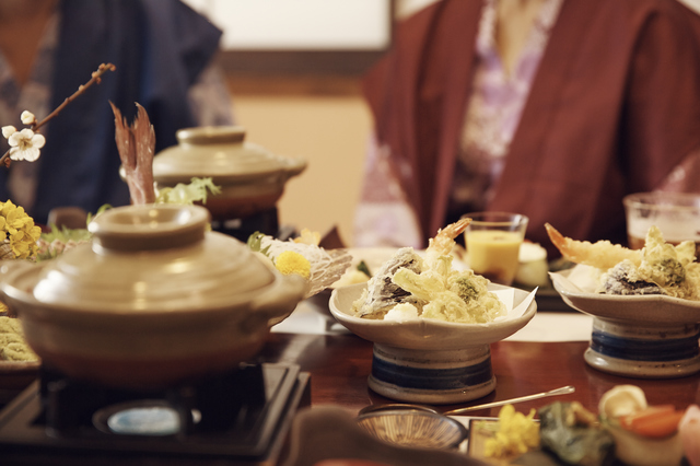 温泉旅館　食事