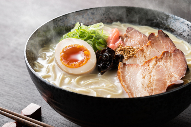 豚骨ラーメン