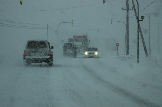 道路　雪